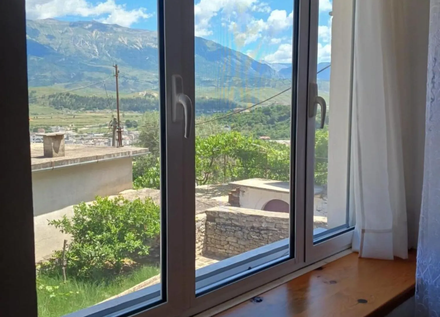 Eniguesthouse Gjirokastër 0*,  Albánie
